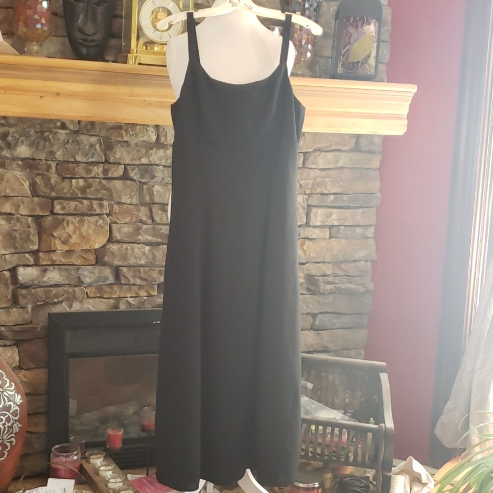 SALE⚡MEGHAN ELISSE LONG BLACK DRESS SZ 11/12